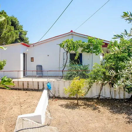 Haus Manya In Lassy Feriehus *